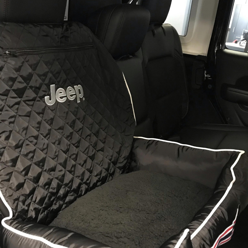 Jeep Pet Bed 2 Go "Jeep Logo" (Small Jeep/Home Bed)