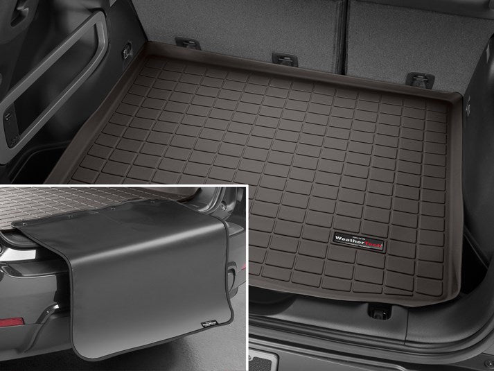 2020 Jeep Cherokee Cargo/Trunk Liner with Bumper Protector by WeatherTech